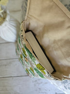 Sac à main en tissu motifs feuilles vertes, livre à l'intérieur, accessoire mode tendance
